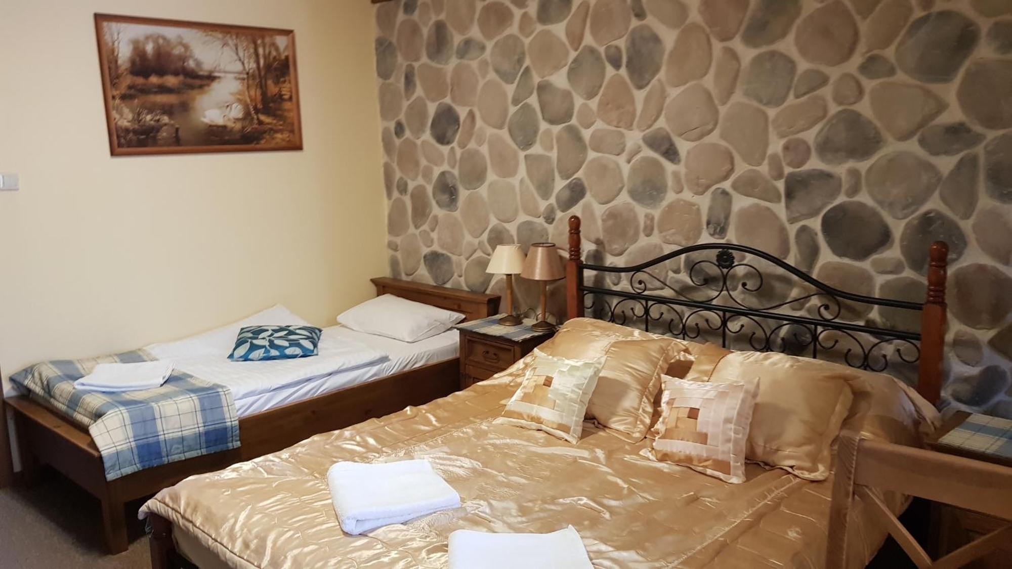 Karczma Na Woli Hotel Biłgoraj Exterior foto